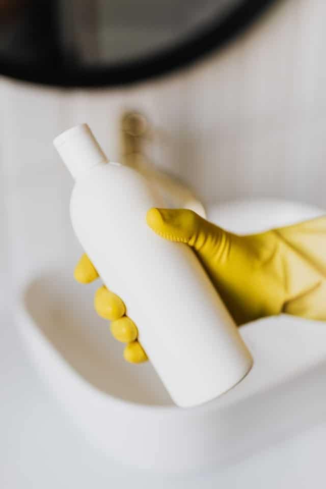 Why You Should Not Use Bleach Bath For Eczema And 3 Alternatives
